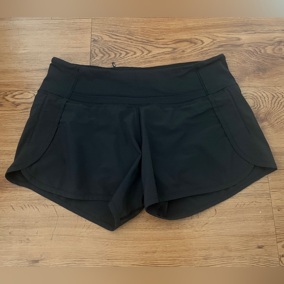 lululemon Speed Up Short Low-Rise 2.5" Lined Black Size 6 - Picture 3 of 9